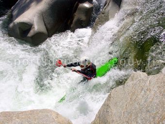 Kayak de rivière 007 - Tous droits réservés - Mathieu Morverand - Photothèque sportsdenature.gouv.fr