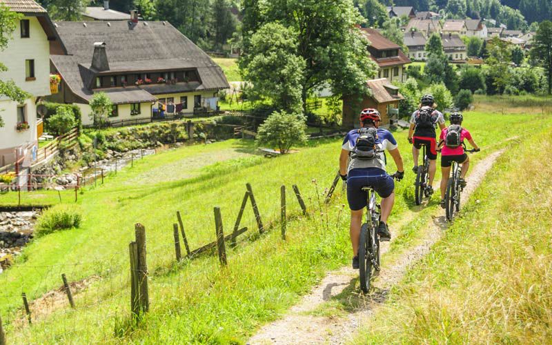 Les-sports-de-nature-au-service-des-territoires