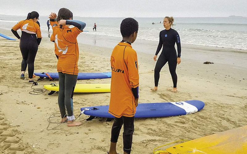 Moniteur-de-surf-un-métier-ou-des-métiers