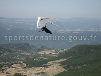 Deltaplane 006 - Tous droits réservés - Emmanuel Félix-Faure - Photothèque sportsdenature.gouv.fr