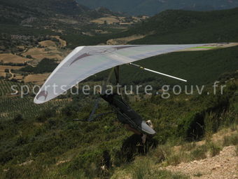 Deltaplane 015 - Tous droits réservés - Emmanuel Félix-Faure - Photothèque sportsdenature.gouv.fr