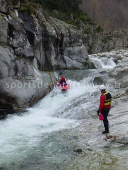 Kayak de rivière 001 - Tous droits réservés - Jean Lamy - Photothèque sportsdenature.gouv.fr