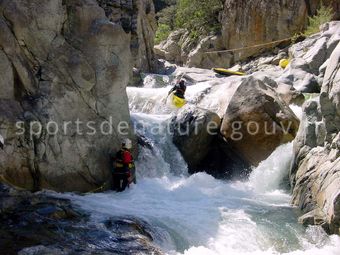 Kayak de rivière 008 - Tous droits réservés - Mathieu Morverand - Photothèque sportsdenature.gouv.fr