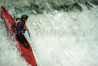Kayak de rivière 012 - Tous droits réservés - Mathieu Morverand - Photothèque sportsdenature.gouv.fr