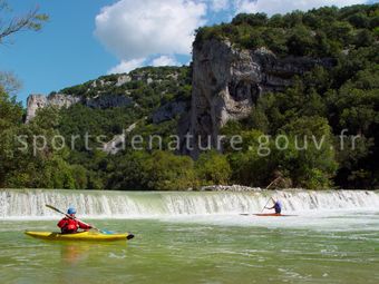 Kayak de rivière 013 - Tous droits réservés - Mathieu Morverand - Photothèque sportsdenature.gouv.fr