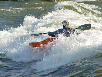 Kayak de rivière 019 - Tous droits réservés - Mathieu Morverand - Photothèque sportsdenature.gouv.fr