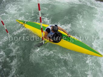 Kayak de slalom 014 - Tous droits réservés - Mathieu Morverand - Photothèque sportsdenature.gouv.fr