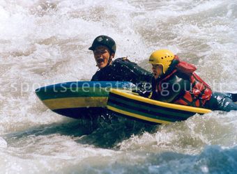 Nage en eaux vives 007 - Tous droits réservés - Mathieu Morverand - Photothèque sportsdenature.gouv.fr