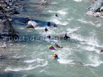 Nage en eaux vives 013 - Tous droits réservés - Mathieu Morverand - Photothèque sportsdenature.gouv.fr