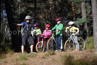 Pratiques enfants 012 - Tous droits réservés - Ludmilla Ridoin - Photothèque sportsdenature.gouv.fr