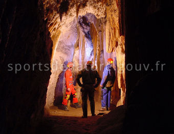 Spéléologie 013 - Tous droits réservés - Mathieu Morverand - Photothèque sportsdenature.gouv.fr