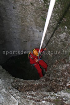 Spéléologie 029 - Tous droits réservés - Mathieu Morverand - Photothèque sportsdenature.gouv.fr