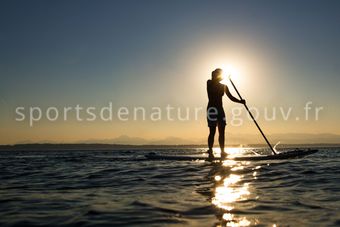 Stand up paddle 003 - Tous droits réservés - Photothèque sportsdenature.gouv.fr