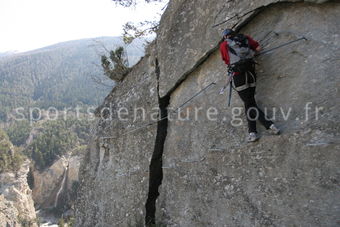 Via ferrata 003 - Tous droits réservés - Mathieu Morverand - Photothèque sportsdenature.gouv.fr