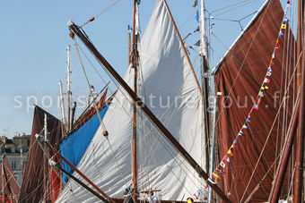 Voile ancienne 004 - Tous droits réservés - Mathieu Morverand - Photothèque sportsdenature.gouv.fr