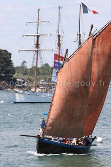 Voile ancienne 010 - Tous droits réservés - Mathieu Morverand - Photothèque sportsdenature.gouv.fr