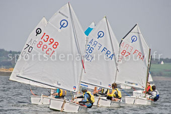 Voile légère 015 - Tous droits réservés - Josée Grégoire - Photothèque sportsdenature.gouv.fr