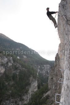 Via ferrata 002 - Tous droits réservés - Mathieu Morverand - Photothèque sportsdenature.gouv.fr