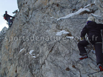 via-ferrata-017-tous-droits-reserves-mathieu-morverand-phototheque-sportsdenature.gouv.fr