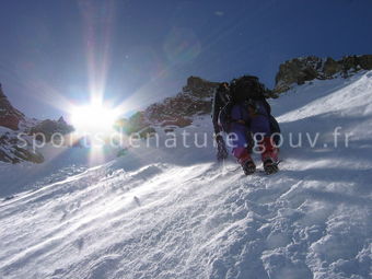 Alpinisme 011 - Tous droits réservés - Frédéric Minier - Photothèque sportsdenature.gouv.fr