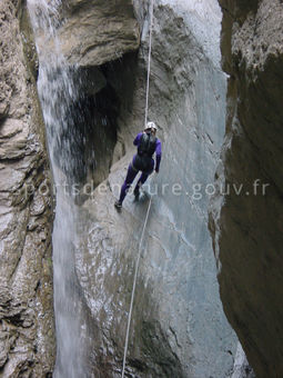 Canyoning 016 - Tous droits réservés - Mathieu Morverand - Photothèque sportsdenature.gouv.fr